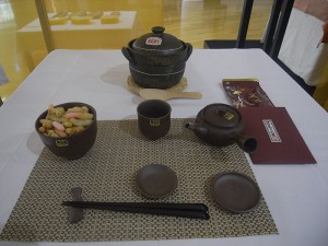 萬古焼―地産地消のお茶漬け 萬古焼―地産地消のお茶漬け